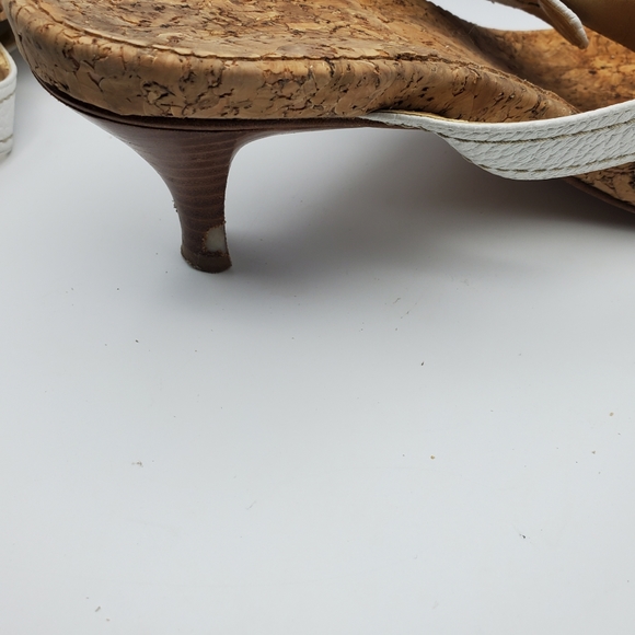 Stuart Weitzman White Thong Sandals 7.5 - Picture 7 of 12